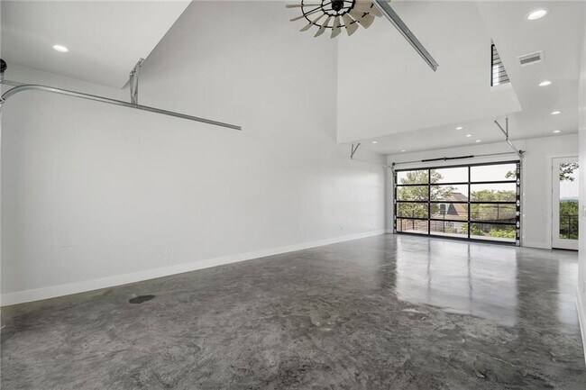 Building Photo - 14909 Texas St