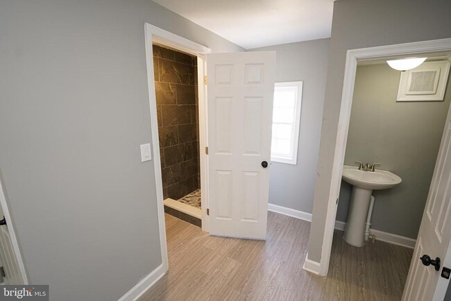 Building Photo - 30514 Dr William P. Hytche Blvd