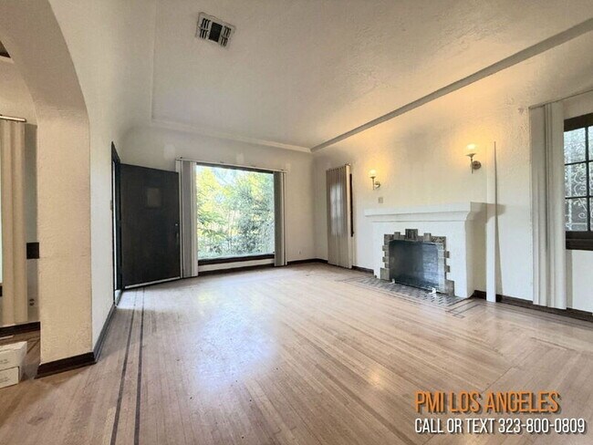 Building Photo - 7001 2nd Ave