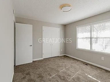 Building Photo - 3175 Wells Pl