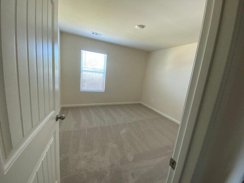 Building Photo - 4420 Merrigold Way