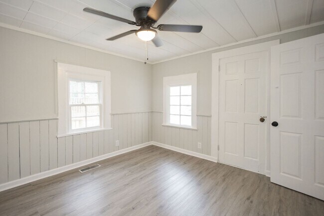 Building Photo - 2 Bedroom House for Rent in Macon, GA – THIS IS NOT A DUPLEX Near Mercer University | $700/mo