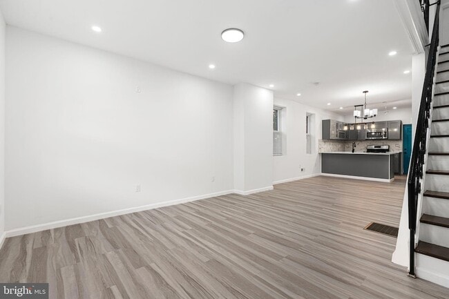 Building Photo - 5514 Broomall St