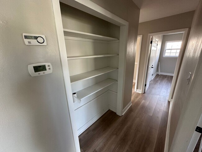 Building Photo - PRINCESS ANNE PLAZA