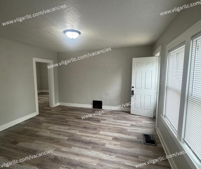 Building Photo - Step into comfort, convenience, and quality living in this conveniently designed 4-bedroom, 2-flo...
