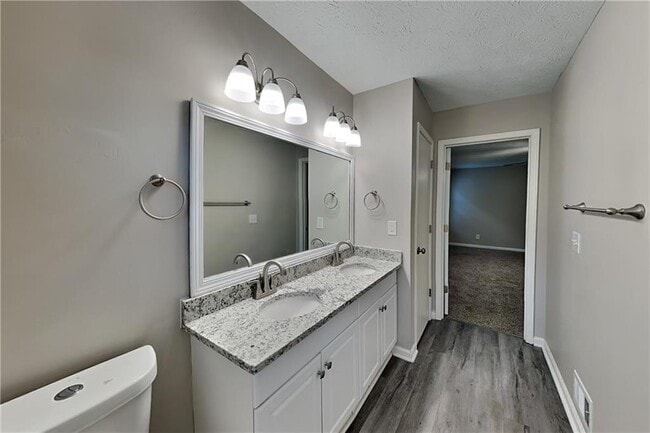 Building Photo - 2078 Arrowhead Trail