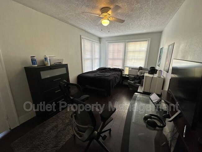 Building Photo - 133 E Concord St