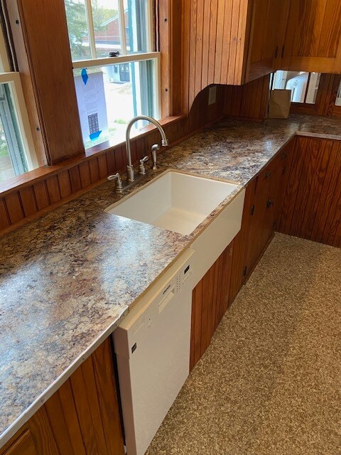 Building Photo - 34 Highland St