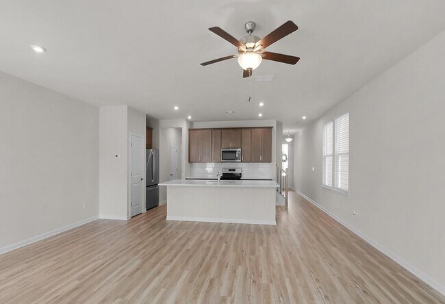 Building Photo - 4719 Canary Diamond Ln