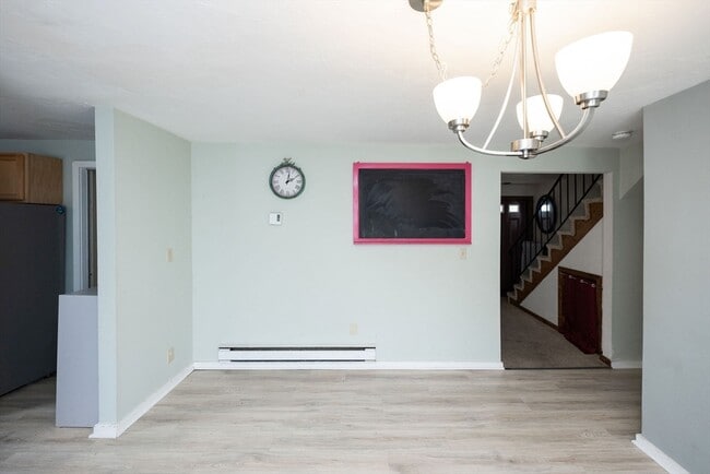 Building Photo - 90 Brightwood Ave