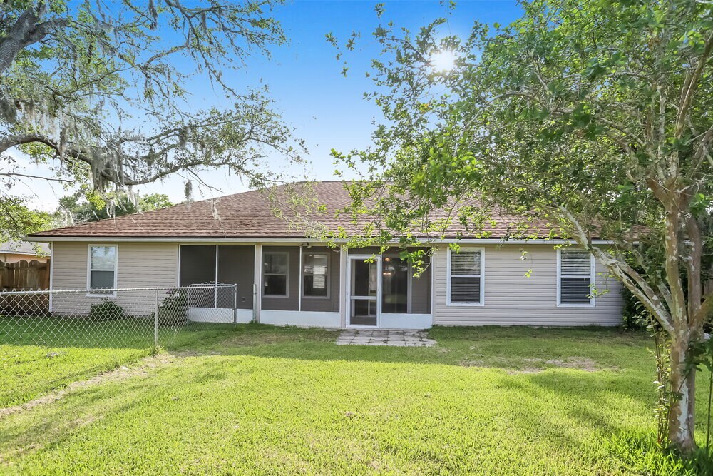 Building Photo - 12259 Captiva Bluff Rd