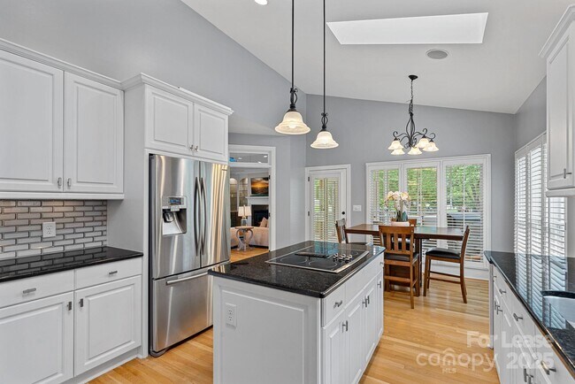 Building Photo - 17308 Players Ridge Dr