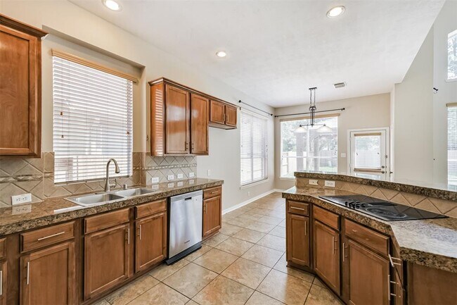 Building Photo - 10510 Barnstable Ct