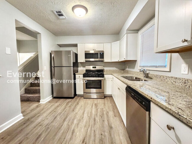 Building Photo - 2431 Corner Shoals Dr