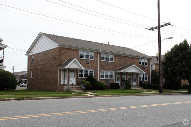 Building Photo - Annapolis Gardens