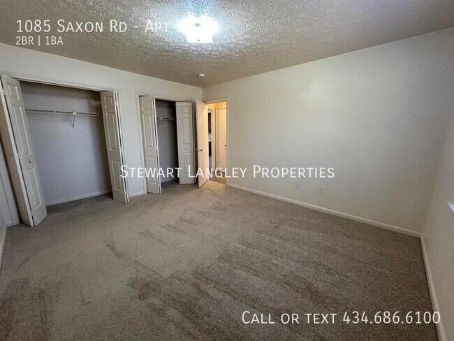 Building Photo - 1085 Saxon Rd