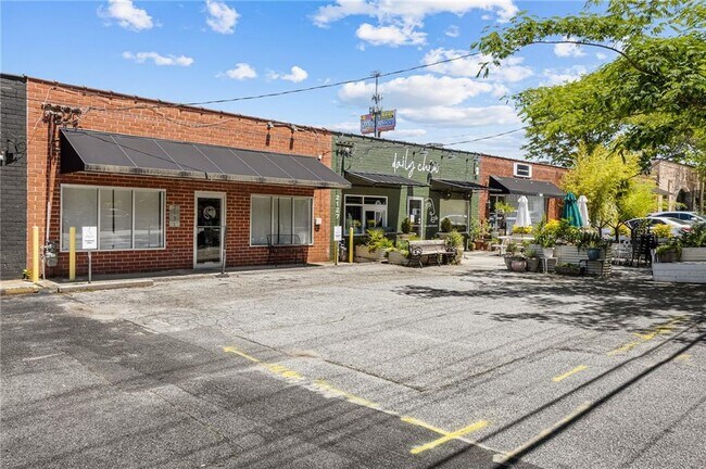 Building Photo - 2067 Telfair Cir NE