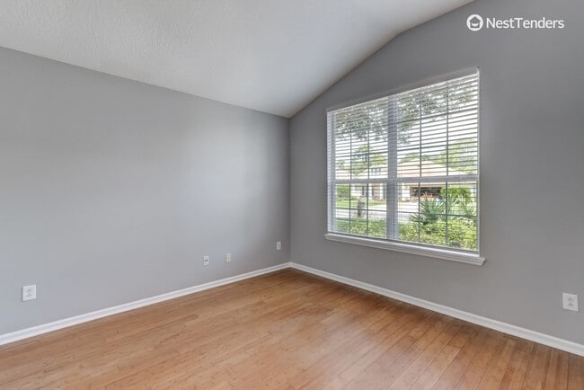 Building Photo - Amelia Island Beauty in Islesworth!