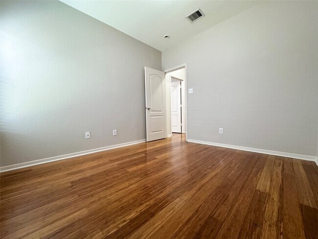 Building Photo - 9935 Blissfull Valley Ln