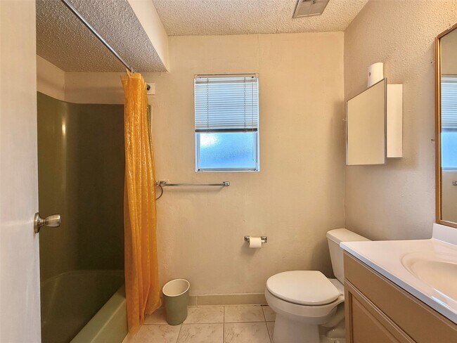 Building Photo - 11002 Hammerly Blvd