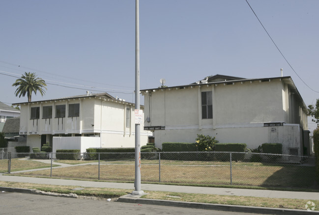 Primary Photo - Dana Street Apartments