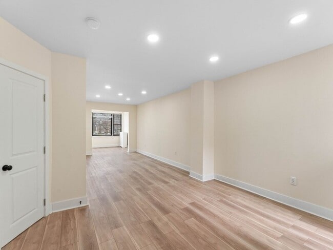 Building Photo - 5808 N 20th St