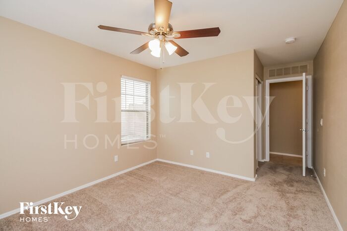 Building Photo - 1671 Maddison Cir