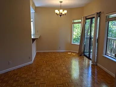 Building Photo - "Charming 2-Bedroom Retreat in Prime Santa Clara Location!"