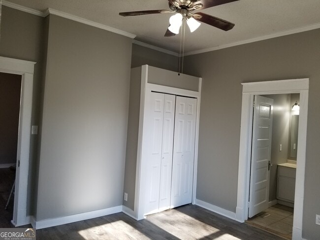 Building Photo - 215 Shannon Cir NE