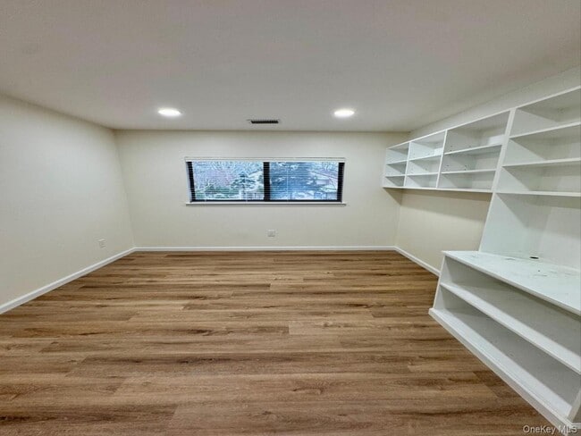 Building Photo - 80 Northgate Cir