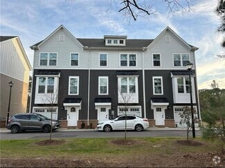 Building Photo - 537 Westport St