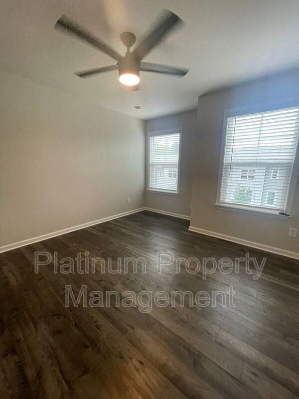 Building Photo - 1631 Venture Pt Wy
