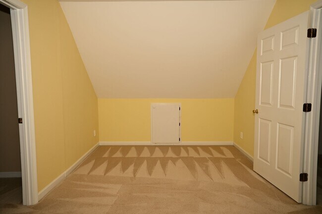 Building Photo - W. Burlington