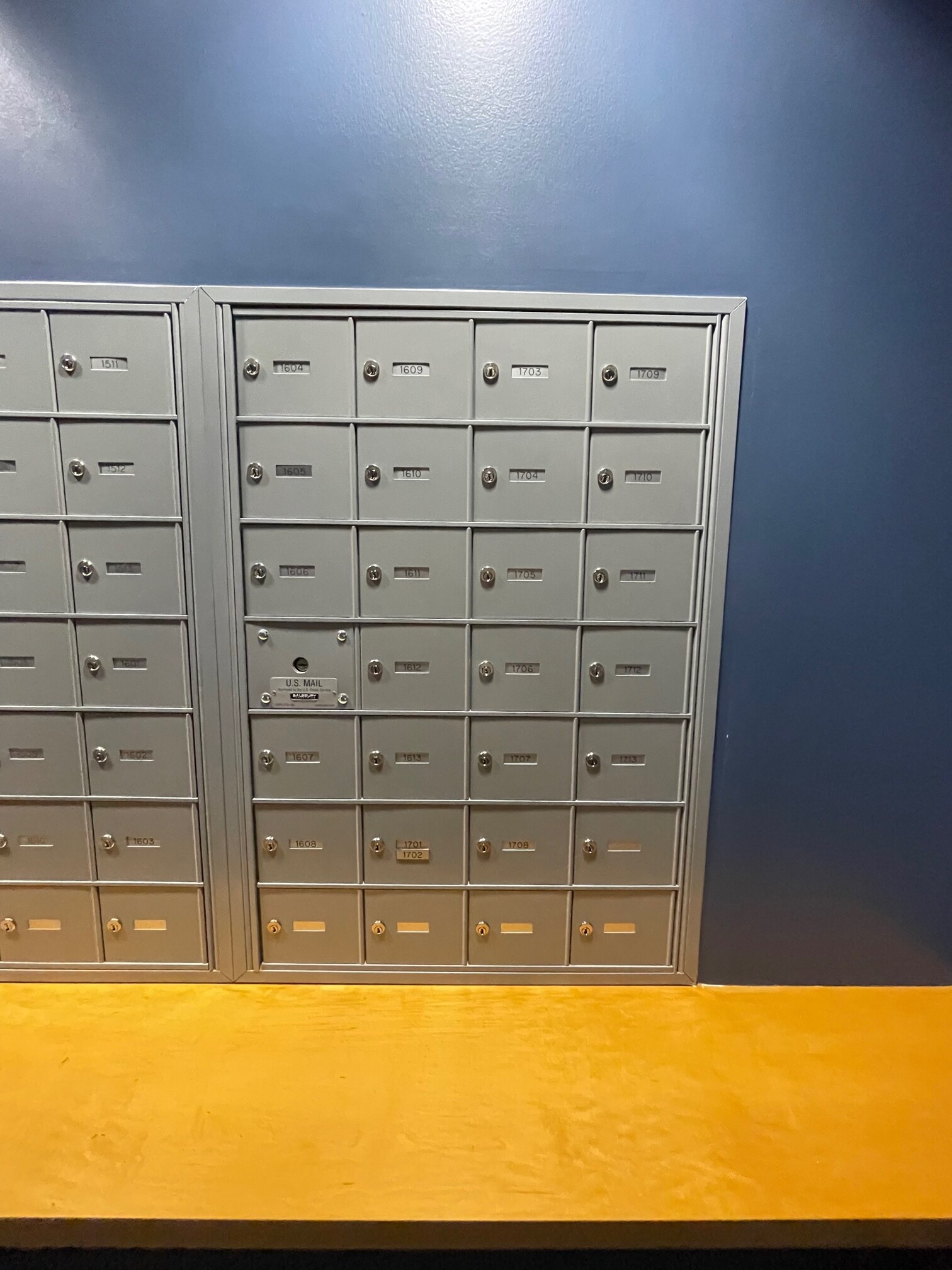 Mail Room - 720 N Larrabee St Unit 1707