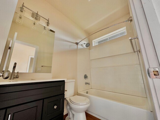 Building Photo - Stylish 4BR | 3BA Home with Den, Fenced Ba...