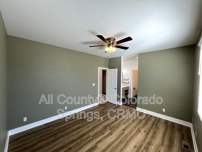 Building Photo - 8397 Hames Dr