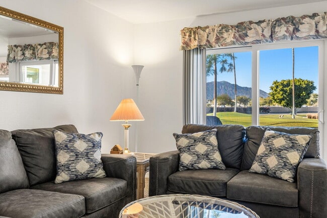 Building Photo - 78121 Crimson Ct