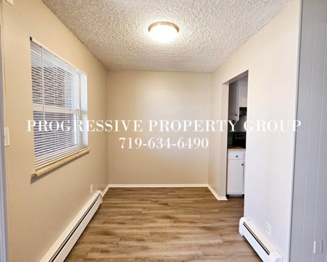 Building Photo - Beautifully Renovated 1-Bed, 1-Bath Apartm...