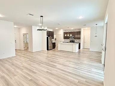 Building Photo - 14 Ethan Allen Dr