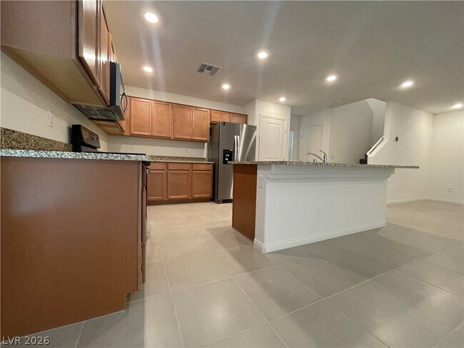 Building Photo - 9953 Cluny Ave