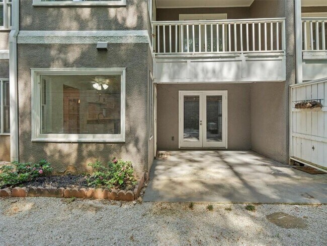 Building Photo - 46 St Claire Ln NE