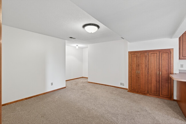 Building Photo - 15801 Andrie St NW