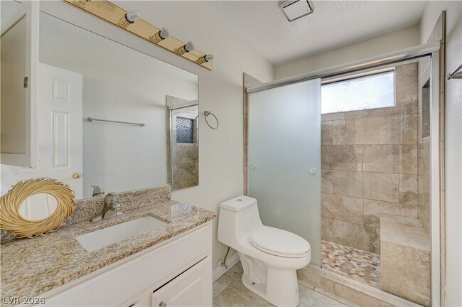 Building Photo - 2616 Camphor Tree St