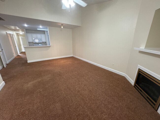 Building Photo - 303 Caldwell Cir