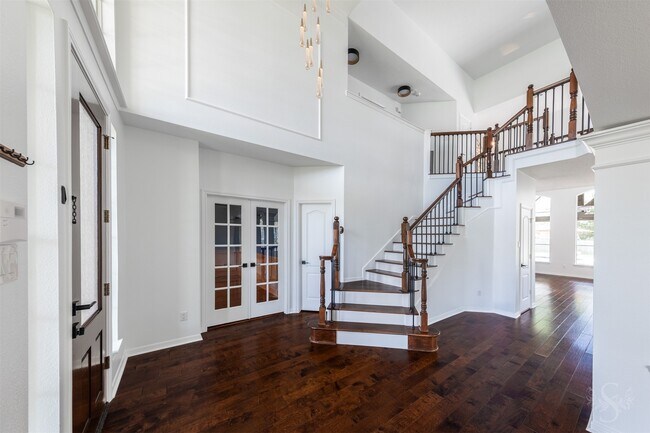 Building Photo - 5534 Weston Dr