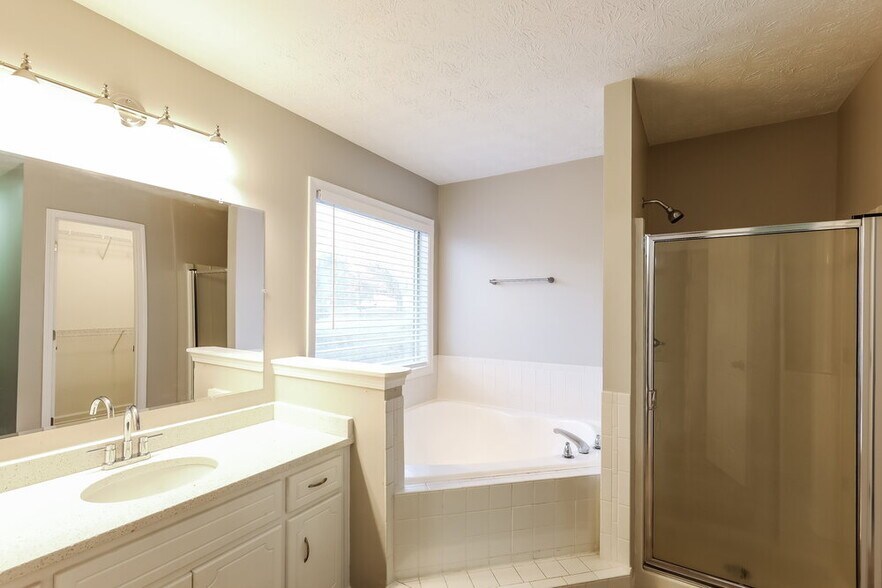 Building Photo - 1461 Starling Ct