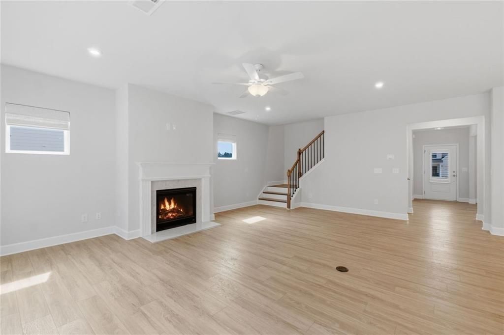 Building Photo - 2044 Garvin Rd