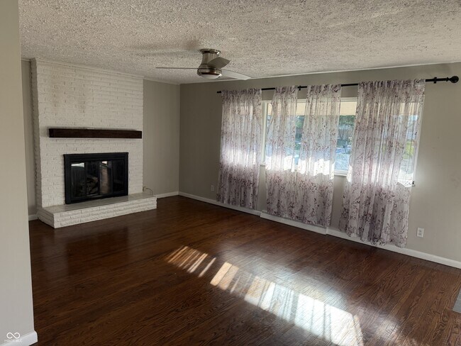 Building Photo - 209 Blairsden Ave