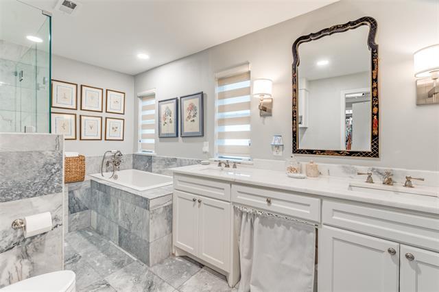 Building Photo - 6306 Bandera Ave