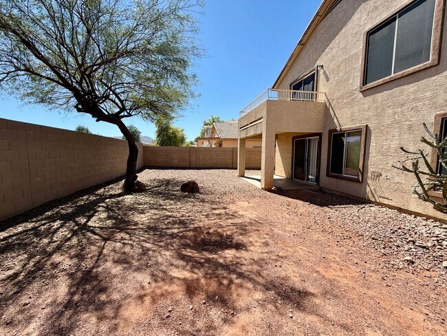 Building Photo - spacious 4-bedroom, 3-bathroom house is perfect for those looking for a comfortable and convenien...